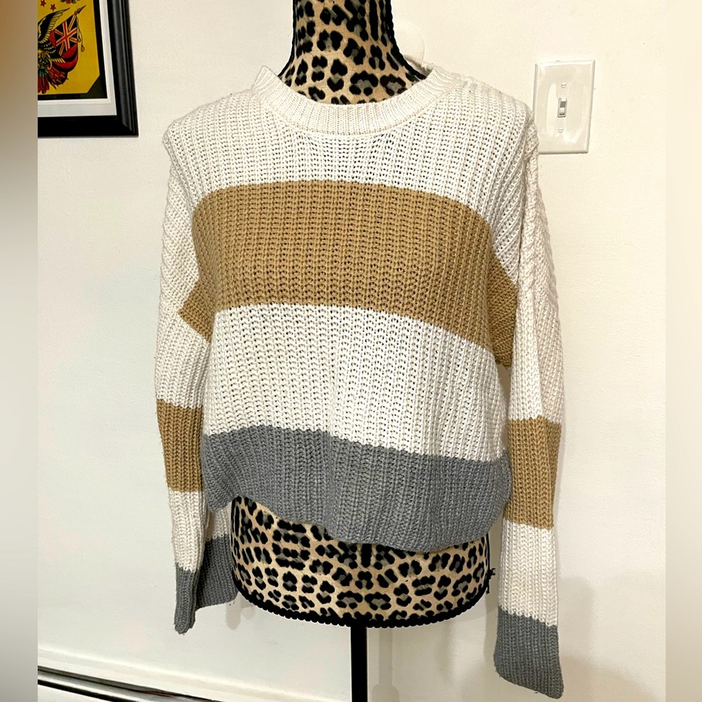 ADORABLE STRIPED SWEATER - Picture 3 of 6